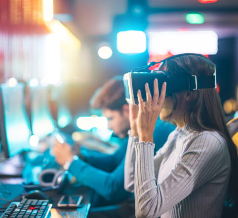 woman using virtual reality headset